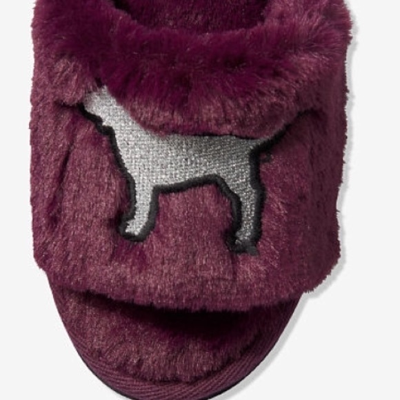 NEW VS PINK Open Toe Slippers - Picture 3 of 6